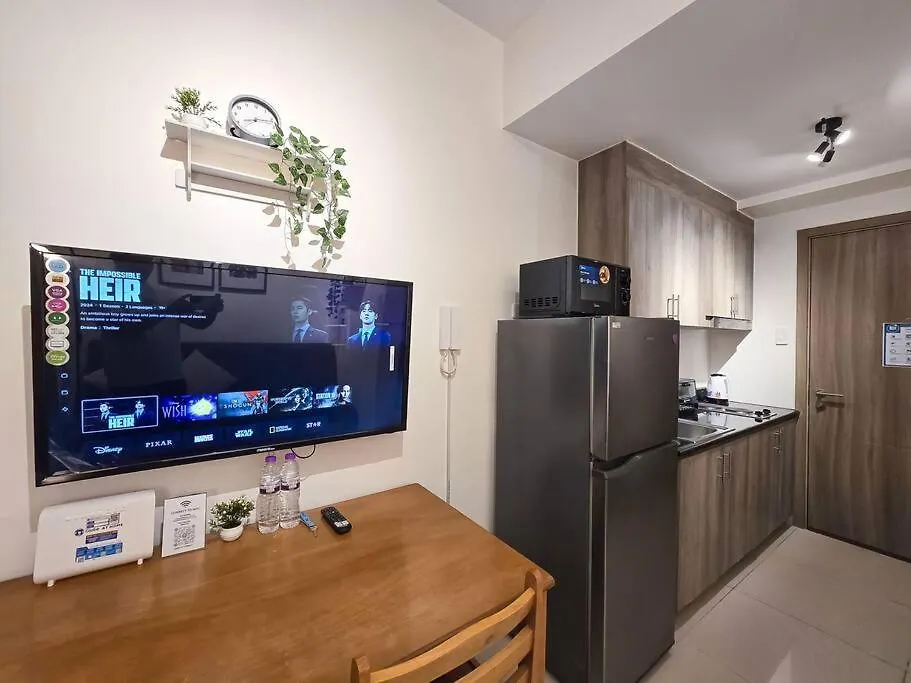 Apartment 1Br Unit Condotel W/ Balcony Fame Residences -Fm22 Manila