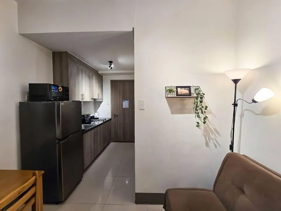 Apartment 1Br Unit Condotel W/ Balcony Fame Residences -Fm22 Manila