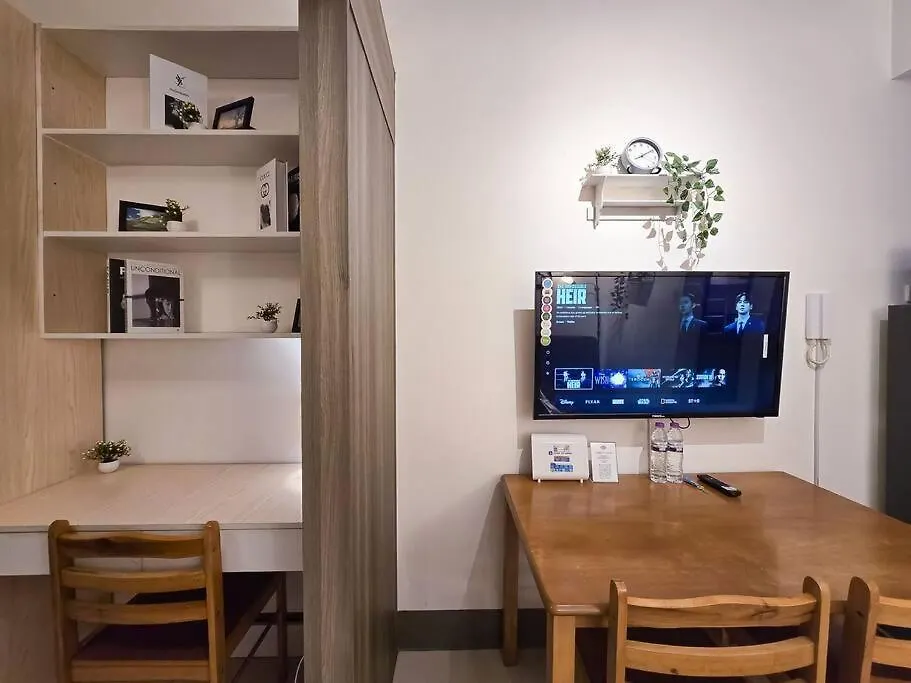 1Br Unit Condotel W/ Balcony Fame Residences -Fm22 Manila Philippines