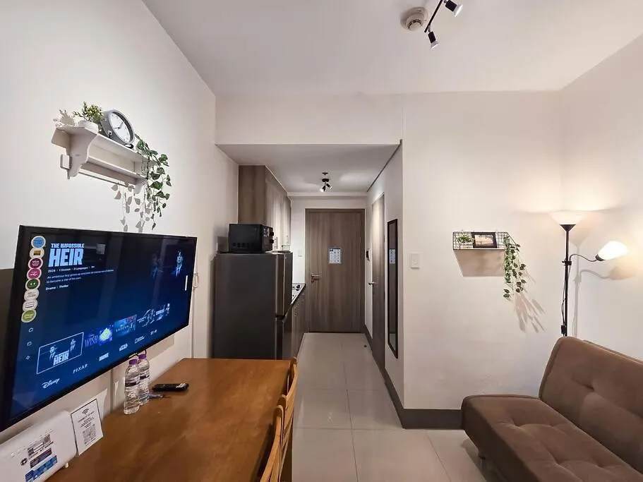 Apartment 1Br Unit Condotel W/ Balcony Fame Residences -Fm22 Manila